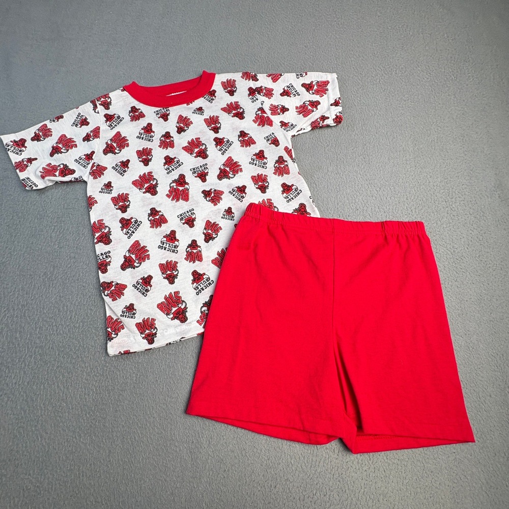 Vintage Chicago Bulls Kids Pajama Set Size 7 Red White NBA All Over Print USA